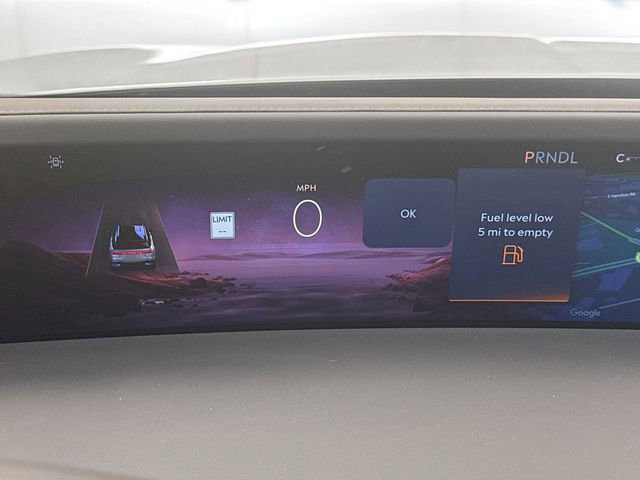 Used 2025 Lincoln Nautilus Reserve w/ Jet Appearance Package image 15