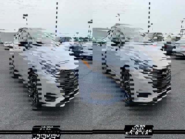 New 2025 Nissan Versa SR w/ Trunk Package