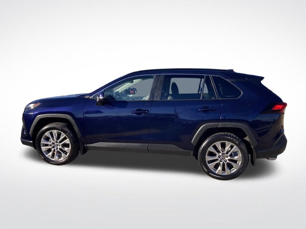 Used 2024 Toyota RAV4 XLE Premium w/ Weather Package AWD/4WD video 3