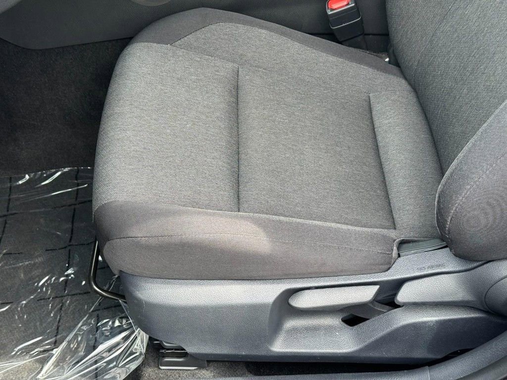 Used 2025 Toyota Camry LE image 16