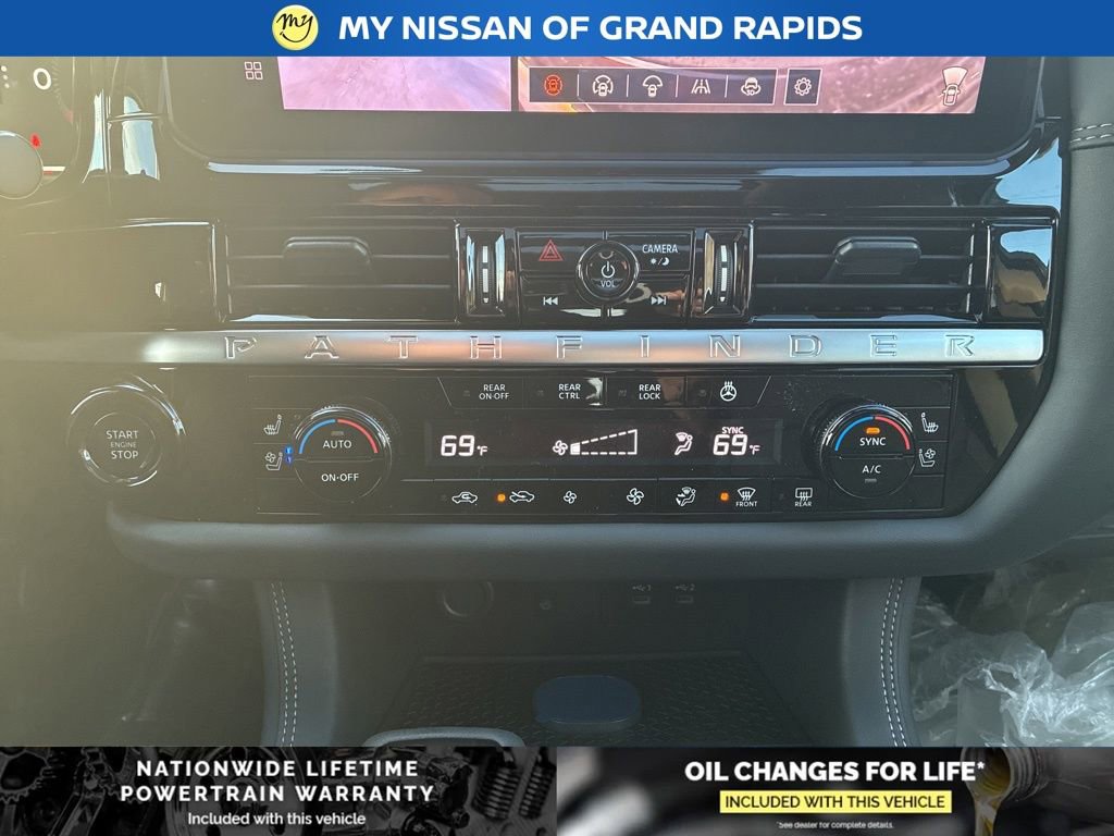 New 2026 Nissan Pathfinder Platinum image 22