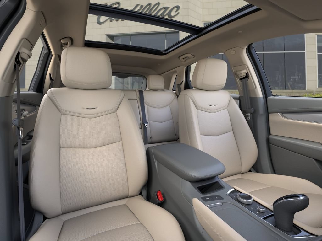 New 2026 Cadillac XT5 Premium Luxury w/ LPO, Floor Liner Package AWD/4WD image 16