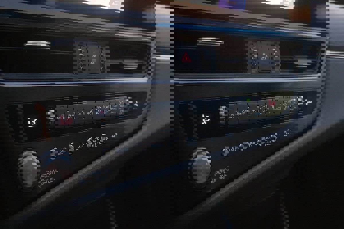 Used 2023 Lexus ES 350 image 20