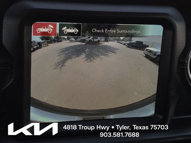 Used 2021 Jeep Wrangler Unlimited Sahara AWD/4WD image 34