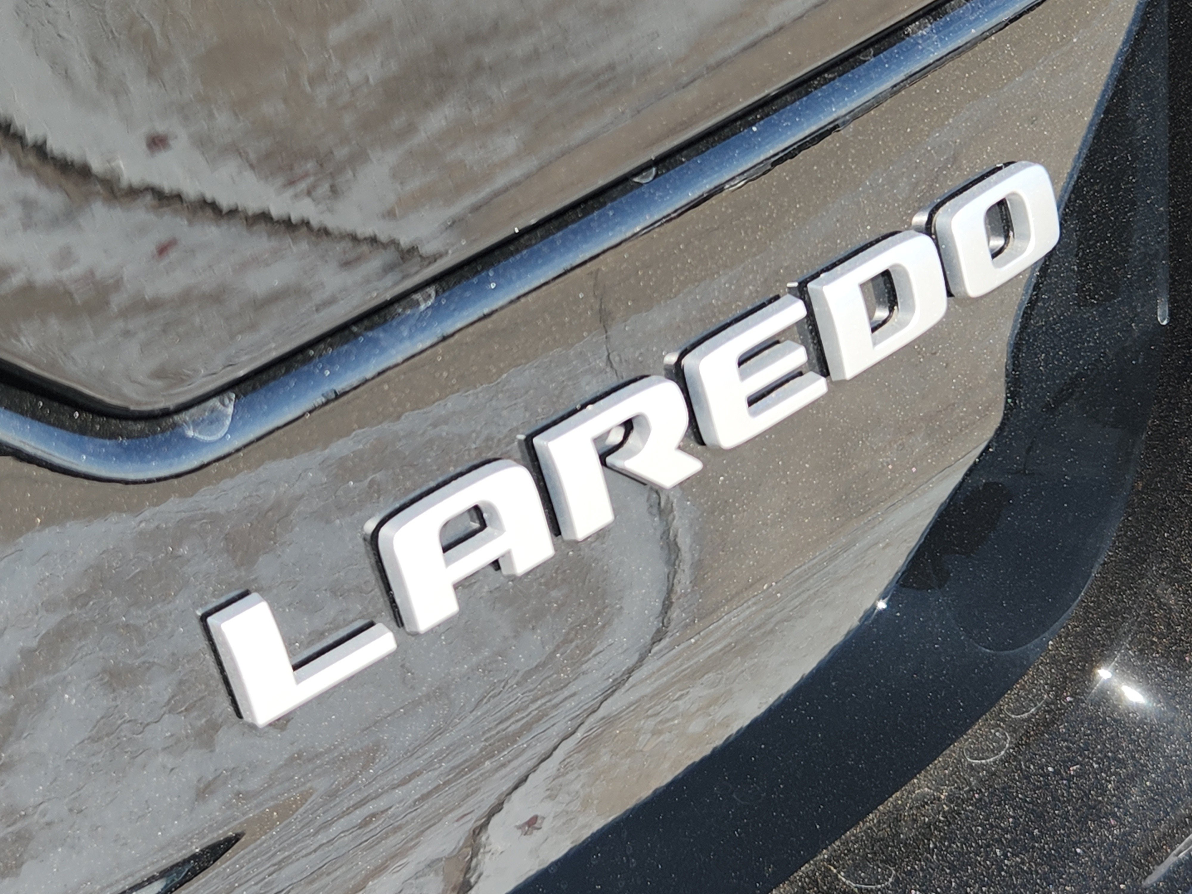 New 2027 Jeep Grand Cherokee Laredo X AWD/4WD image 8