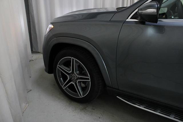 New 2026 Mercedes-Benz GLS 450 4MATIC image 35