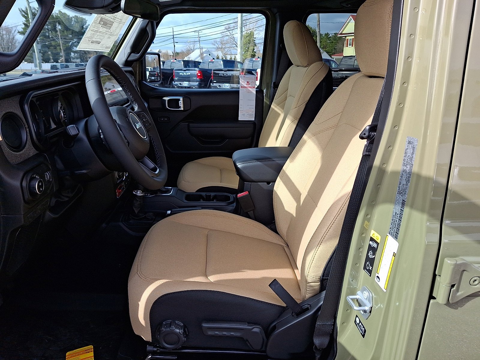 New 2026 Jeep Gladiator Willys AWD/4WD image 13