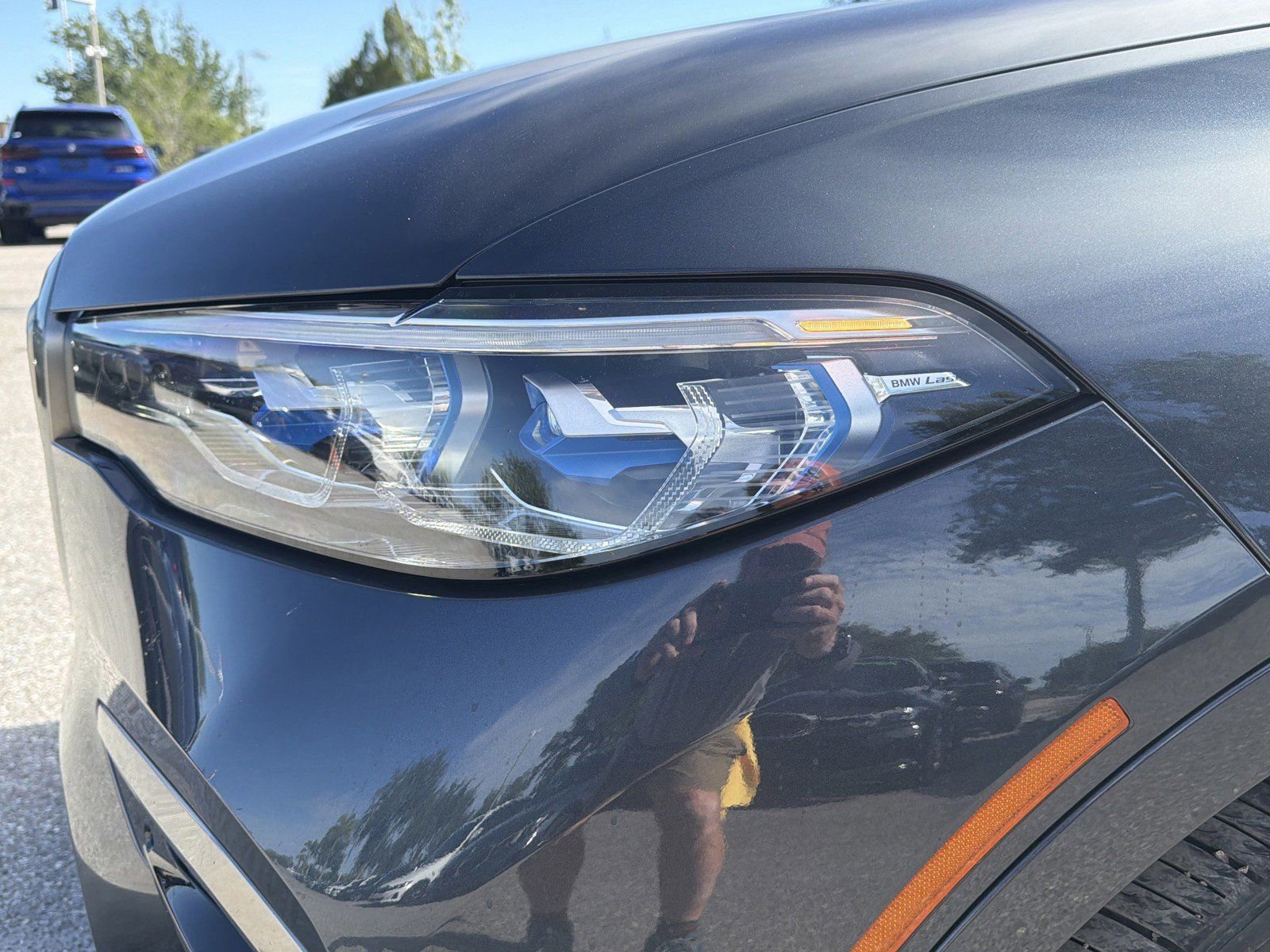 Used 2022 BMW X7 M50i w/ Dynamic Handling Package AWD/4WD image 9