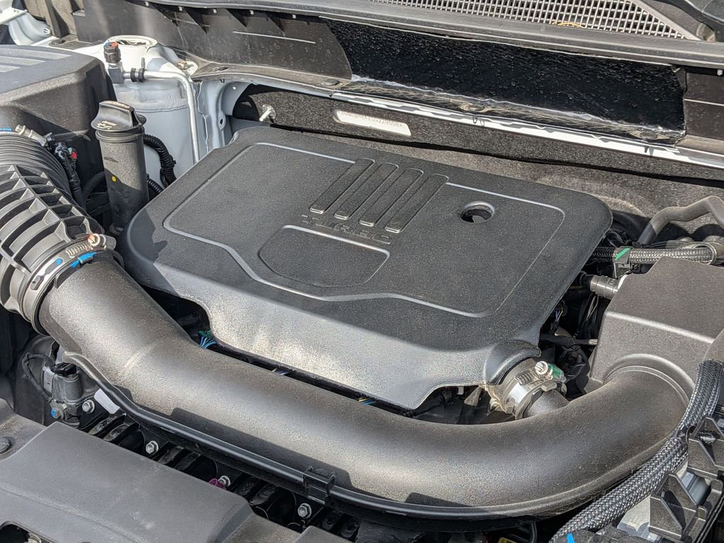 Used 2025 Chevrolet Blazer LT image 35