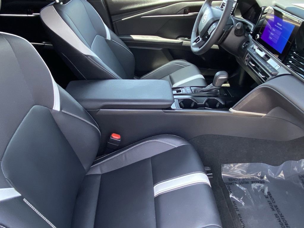 Certified 2025 Toyota Camry SE w/ Convenience Package FWD image 17