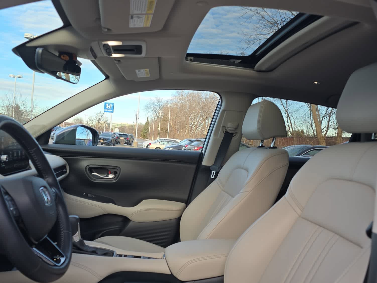 Used 2025 Honda HR-V EX-L image 9