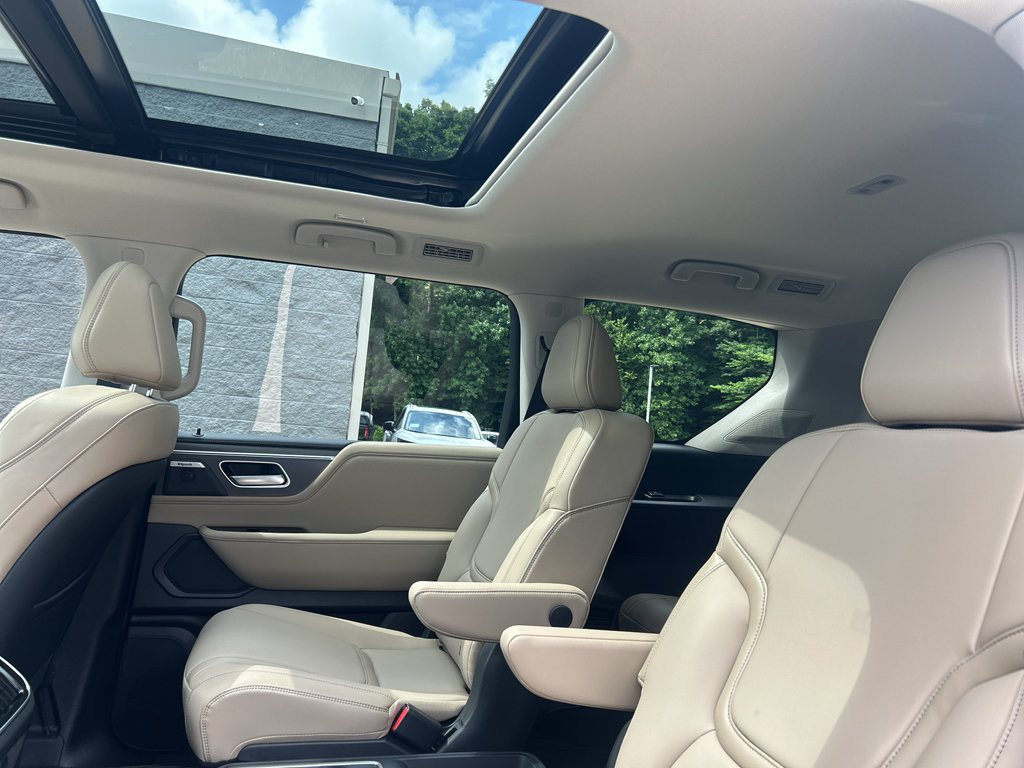 Used 2026 INFINITI QX80 Pure w/ Cargo Package AWD/4WD image 13
