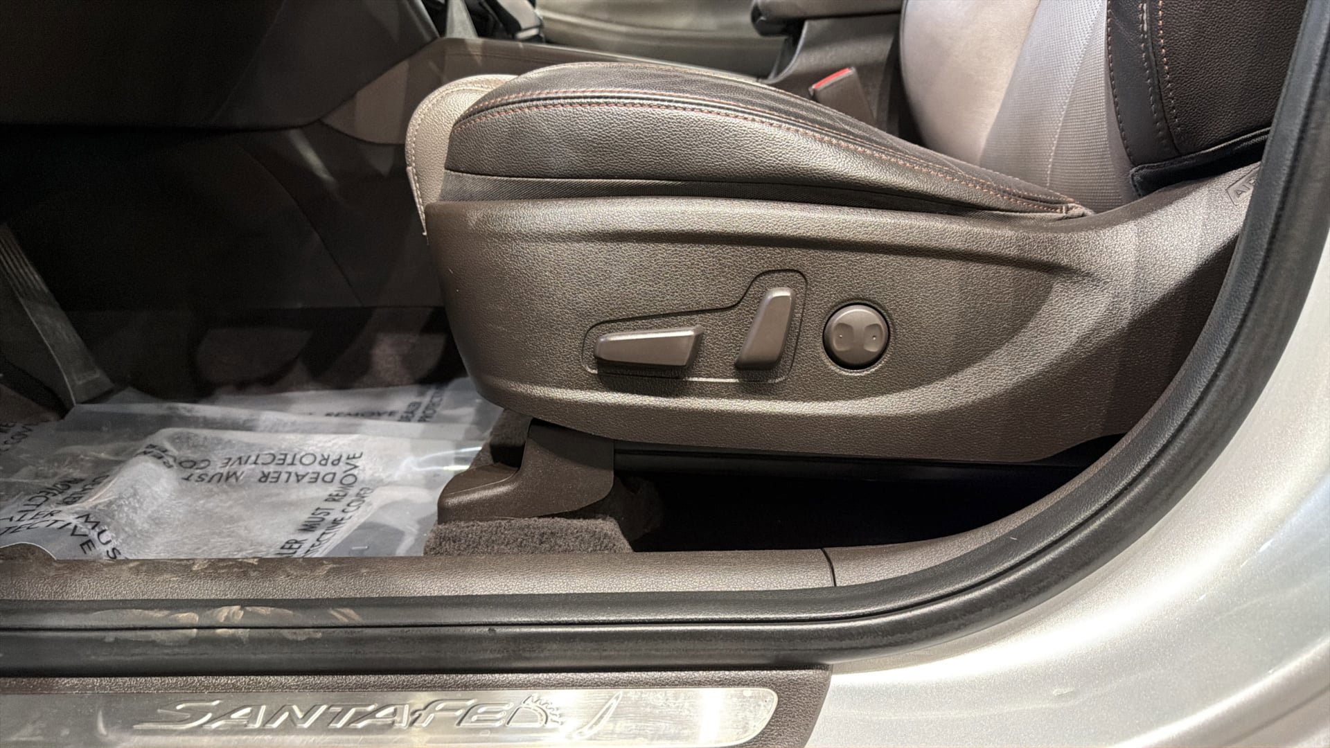 Used 2019 Hyundai Santa Fe Limited w/ Cargo Package FWD image 20