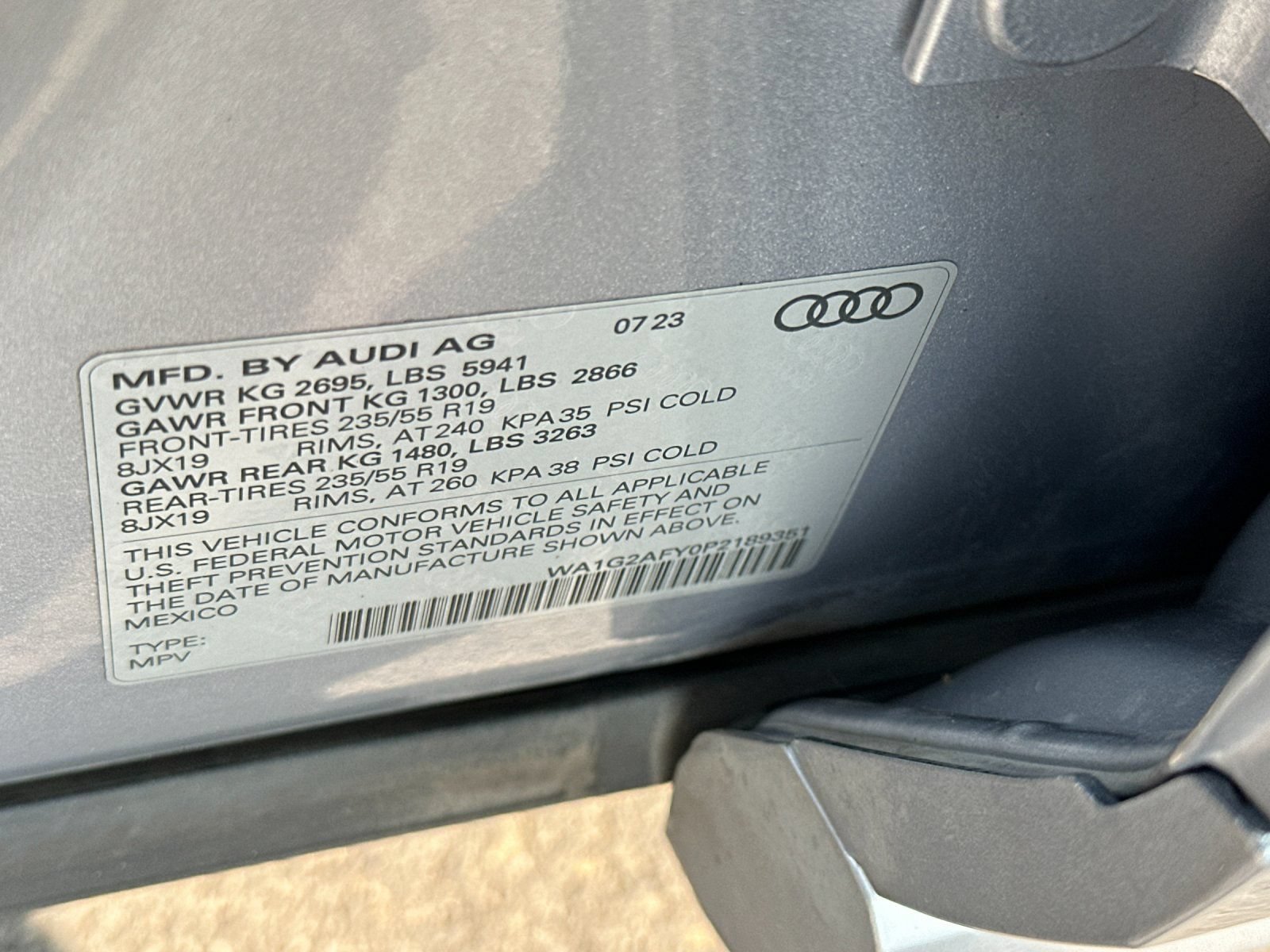 Used 2023 Audi Q5 e Premium w/ Convenience Package AWD/4WD image 33