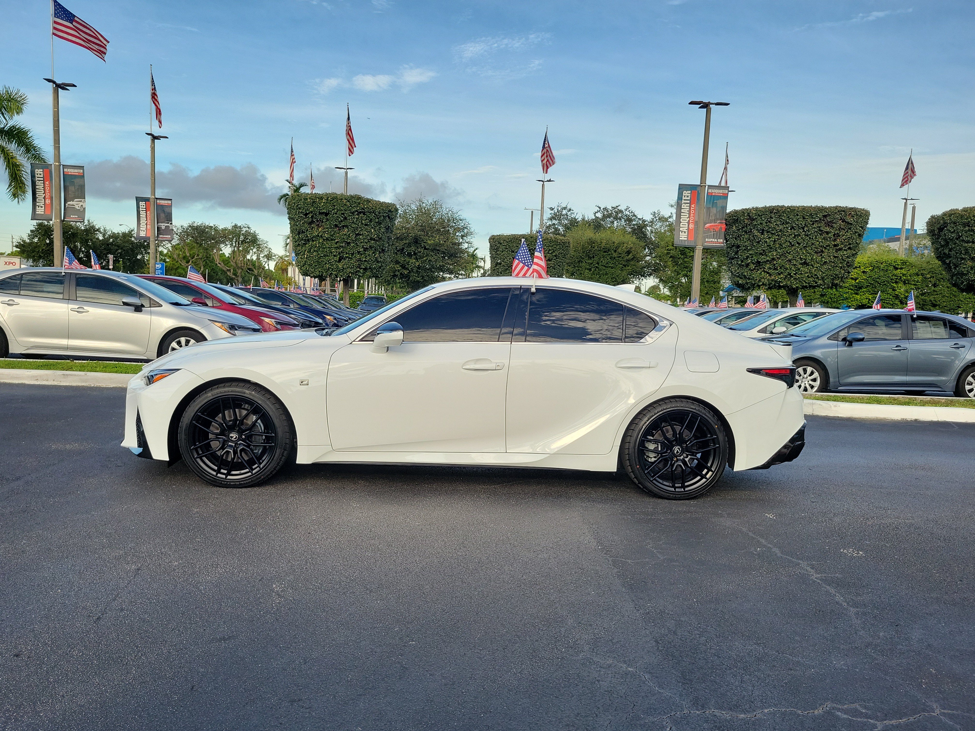 Used 2023 Lexus IS 350 F Sport RWD image 7