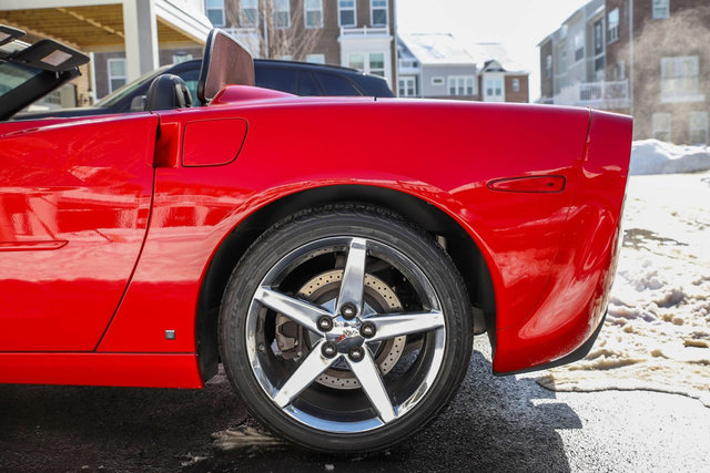 Used 2007 Chevrolet Corvette Convertible w/ Preferred Equipment Group image 5