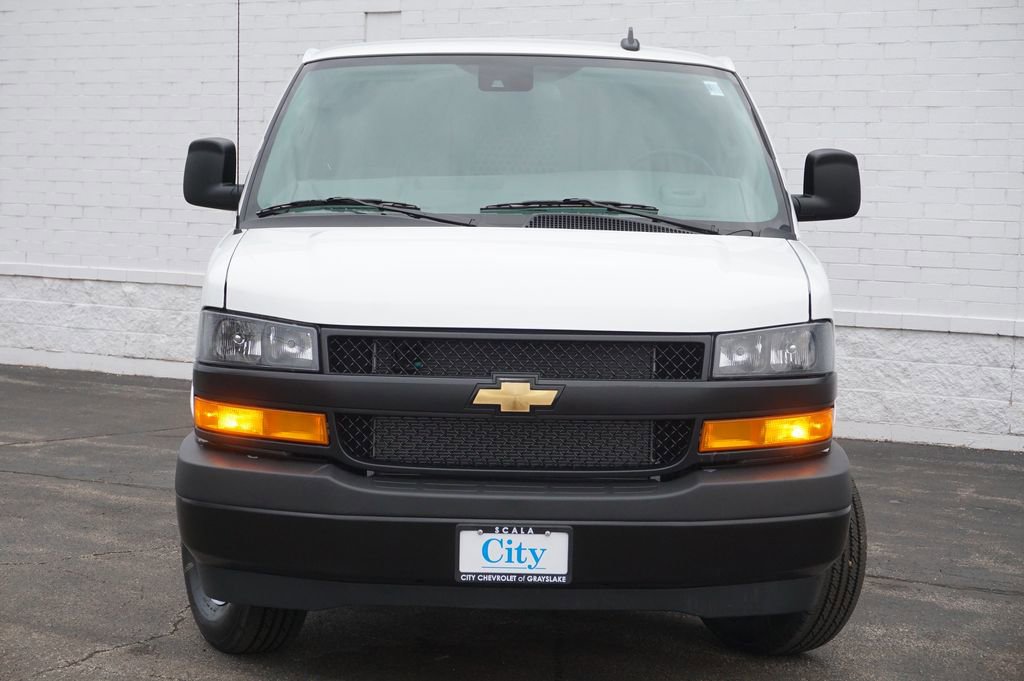New 2025 Chevrolet Express 2500 w/ Driver Convenience Package RWD image 8