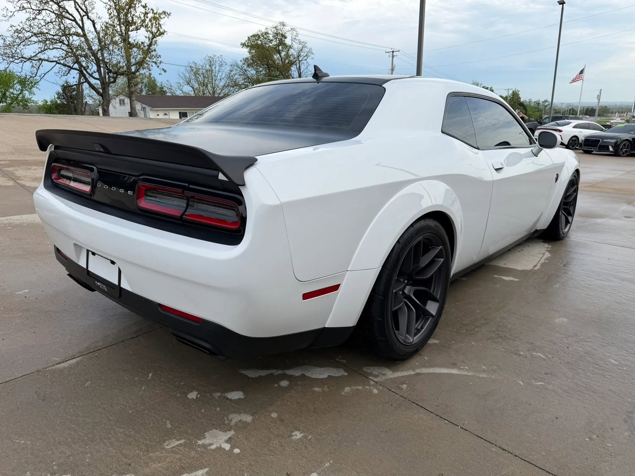Used 2019 Dodge Challenger SRT Hellcat Redeye RWD image 9