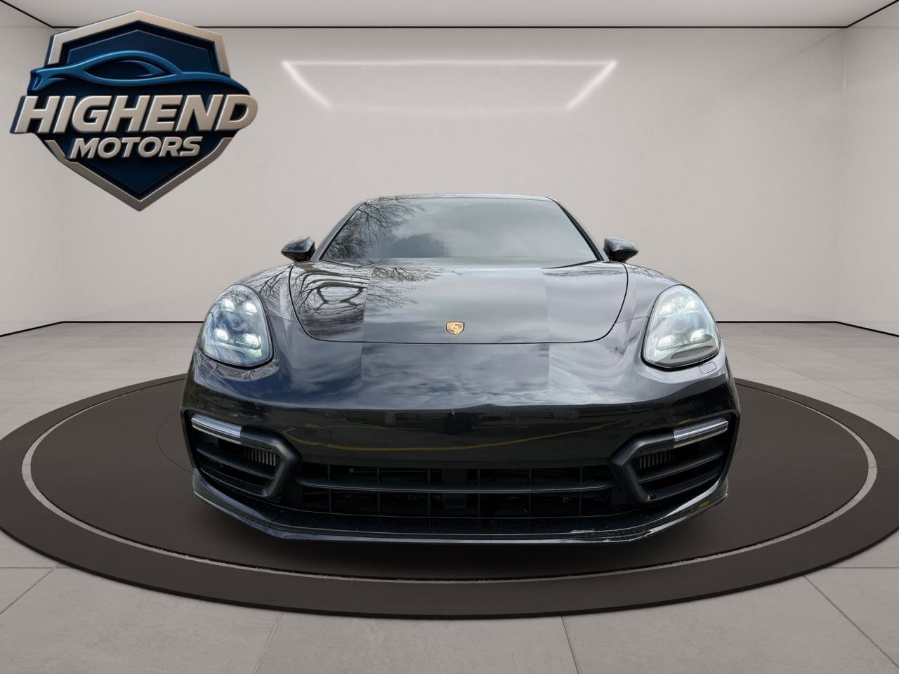 Used 2018 Porsche Panamera 4S image 12