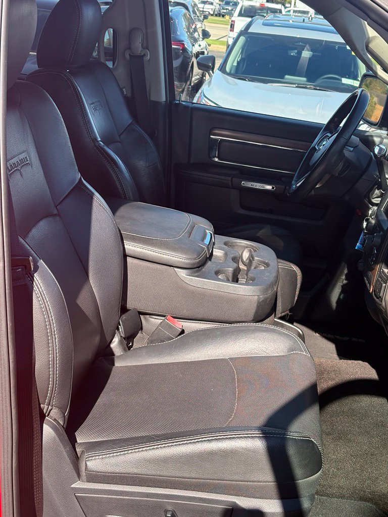 Used 2015 RAM 2500 Laramie AWD/4WD image 11
