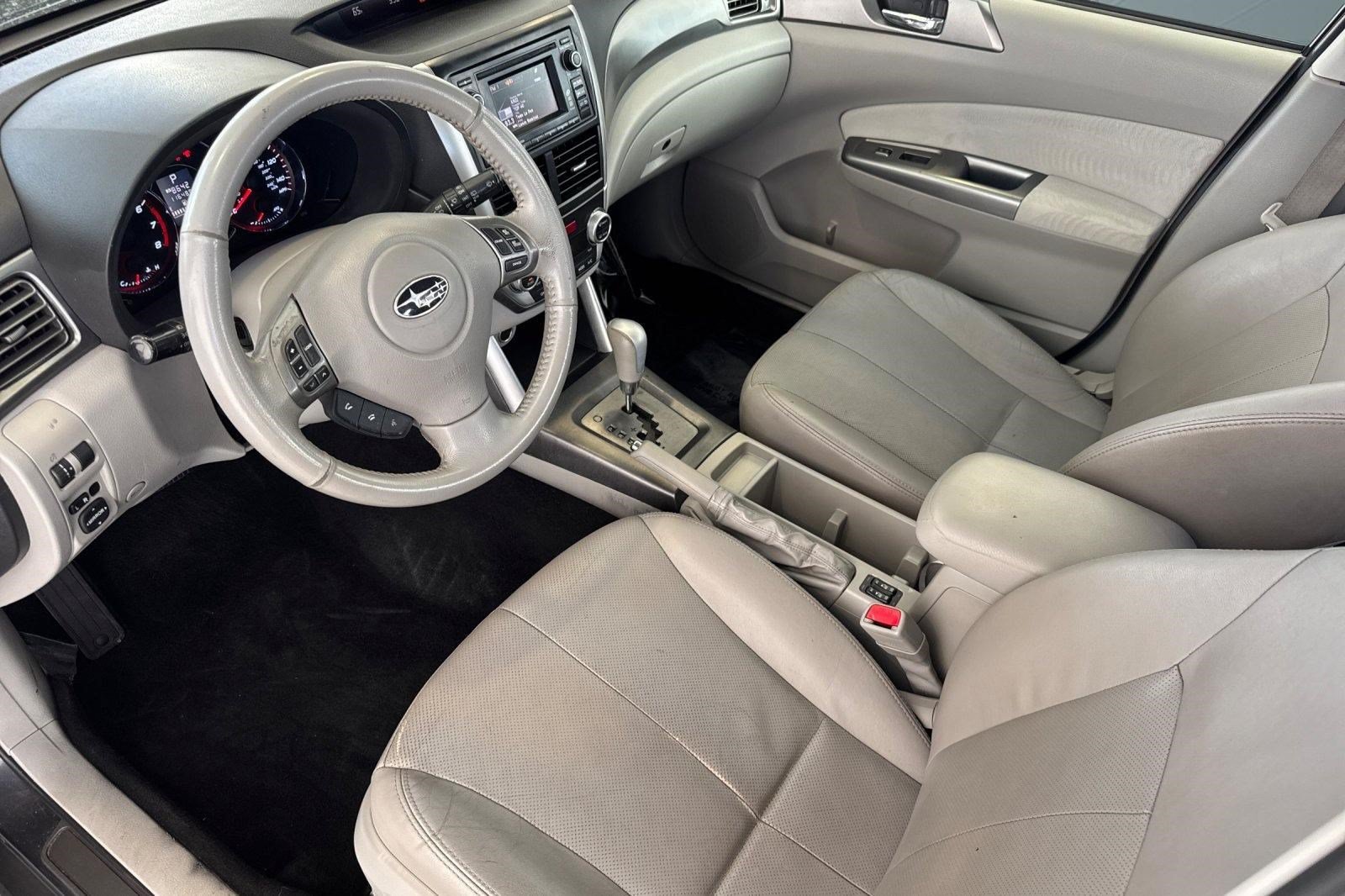 Used 2012 Subaru Forester 2.5X Touring AWD/4WD image 4