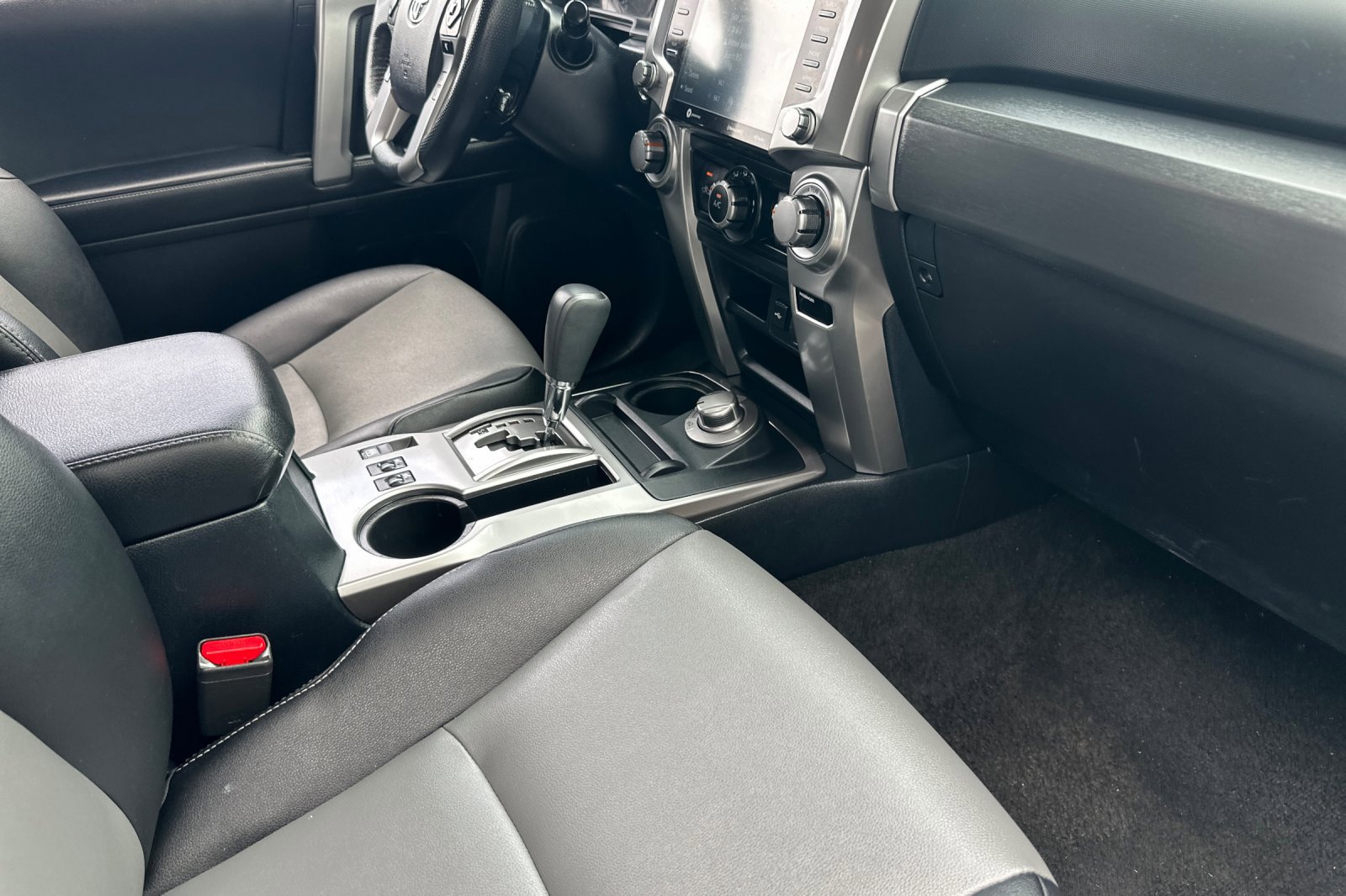 Used 2024 Toyota 4Runner SR5 Premium image 16