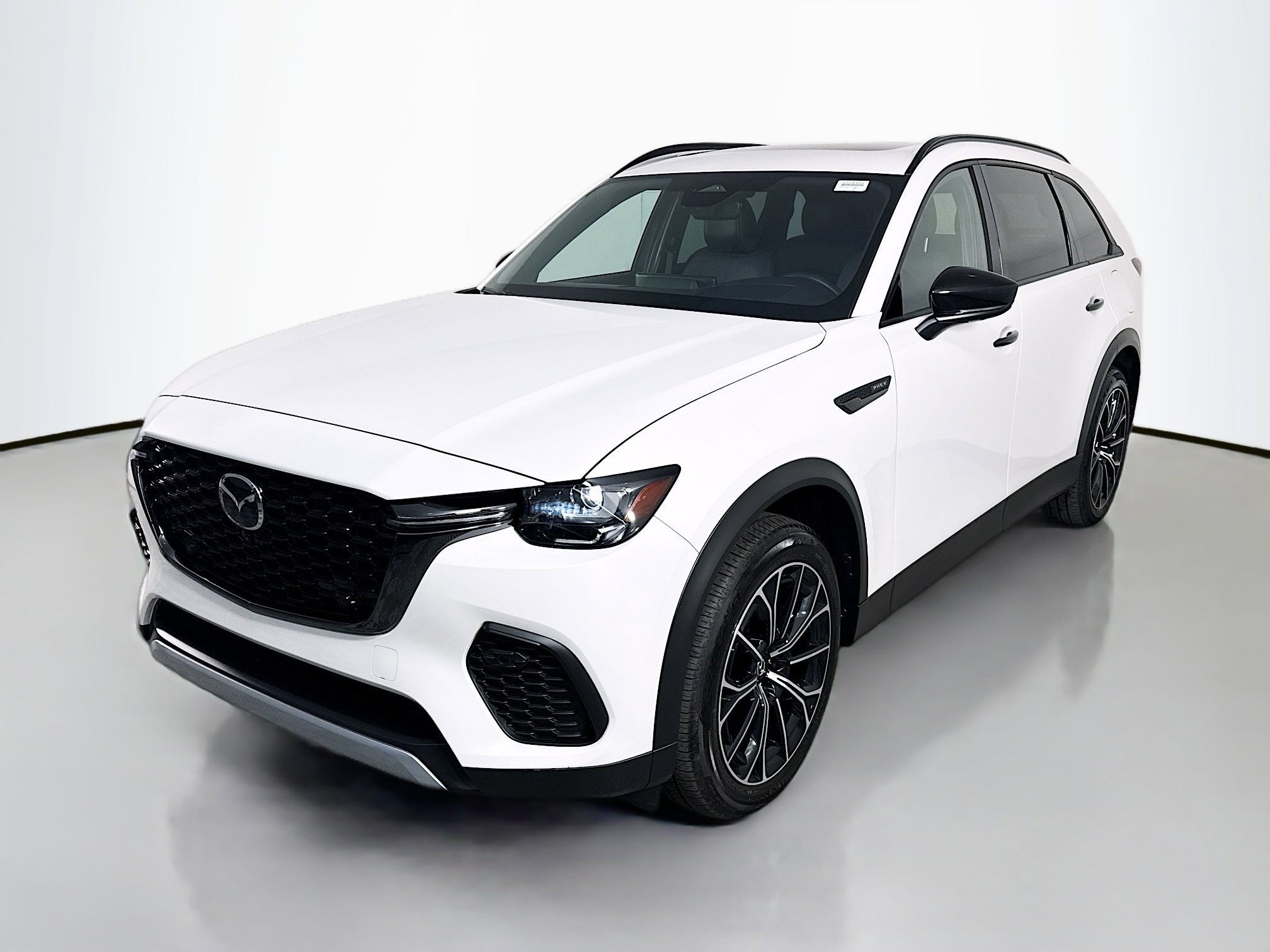 Used 2025 MAZDA CX-70 Plug-In Hybrid w/ Premium Plus image 4