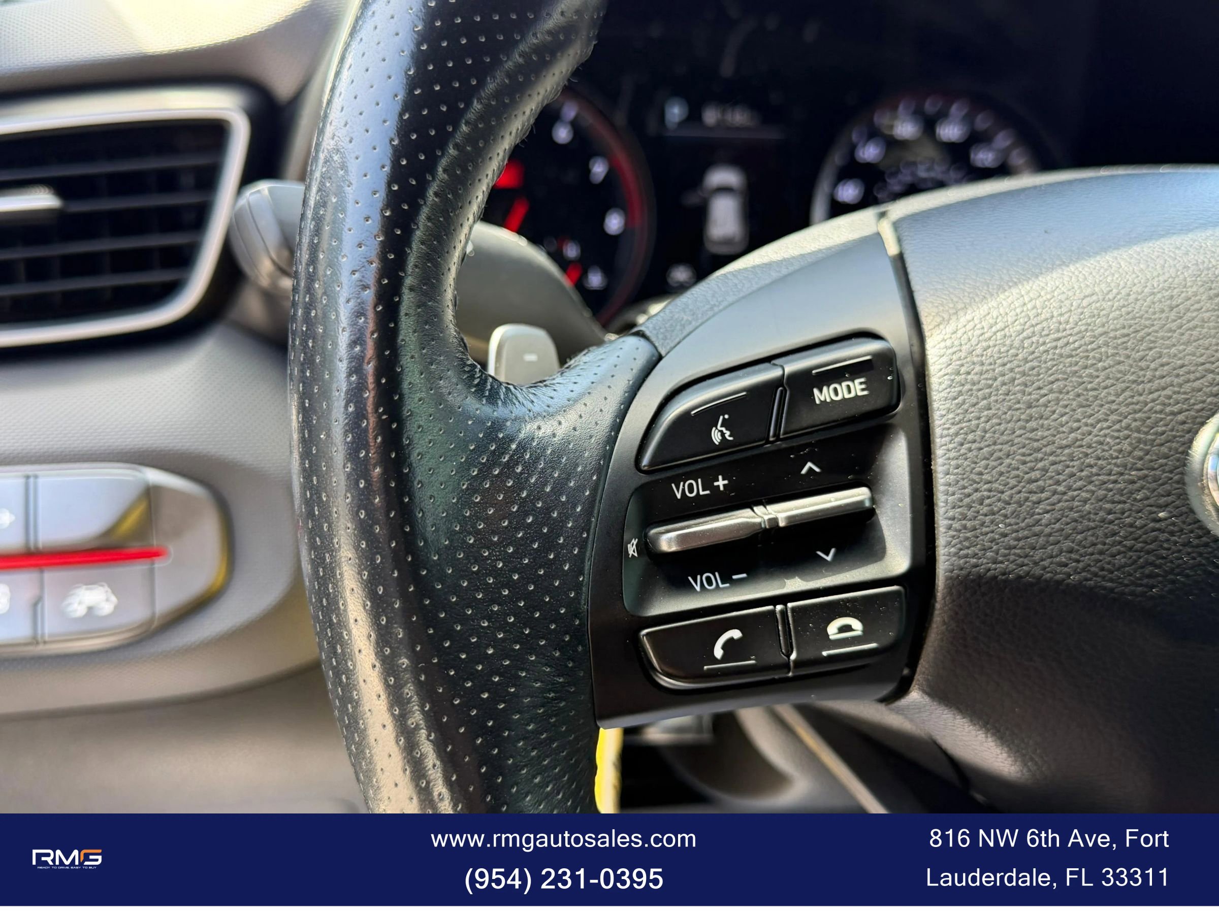 Used 2020 Hyundai Veloster Turbo FWD image 18