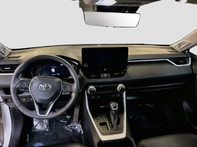 Used 2023 Toyota RAV4 XLE Premium FWD image 24