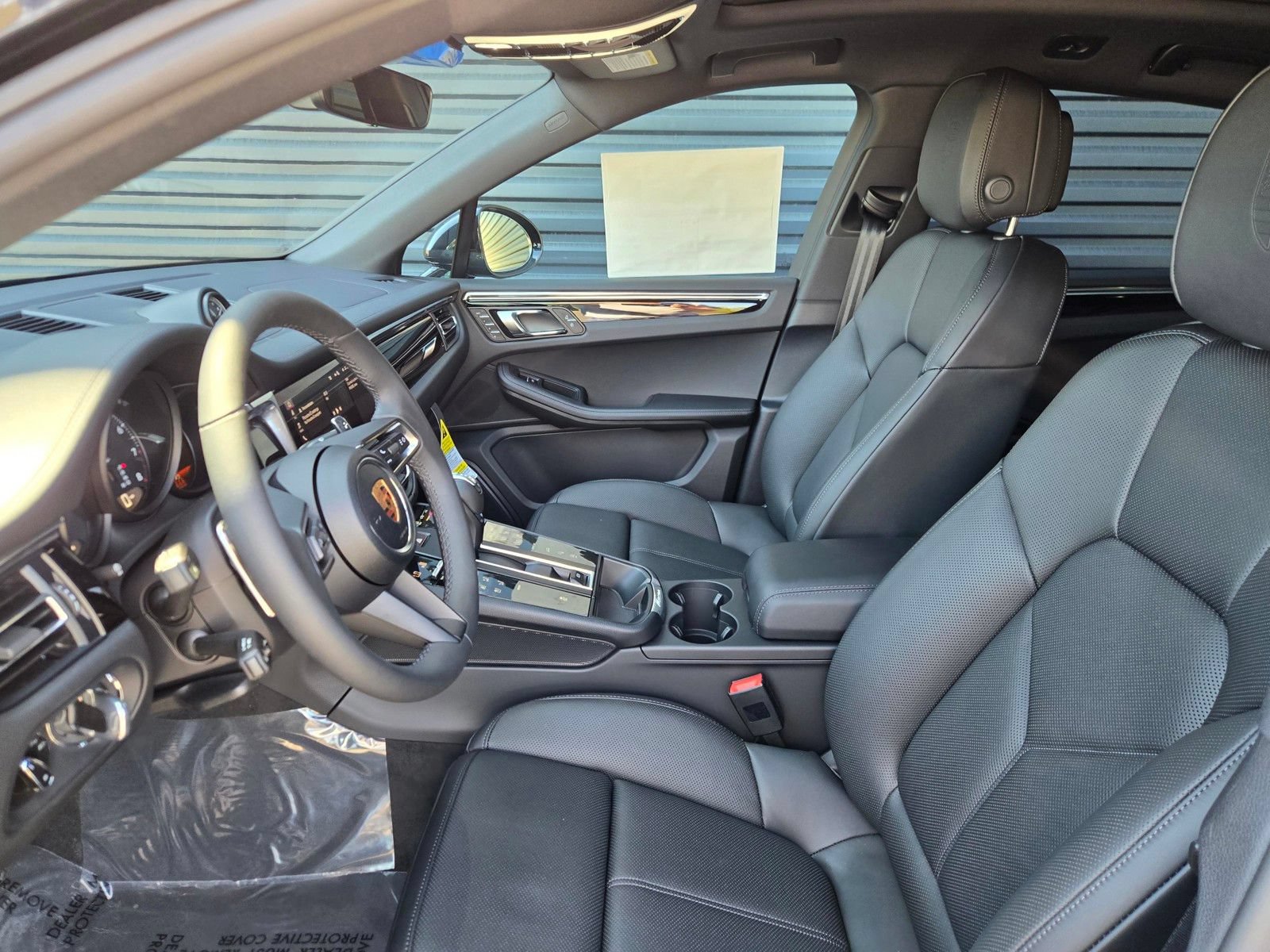 New 2026 Porsche Macan AWD/4WD image 26