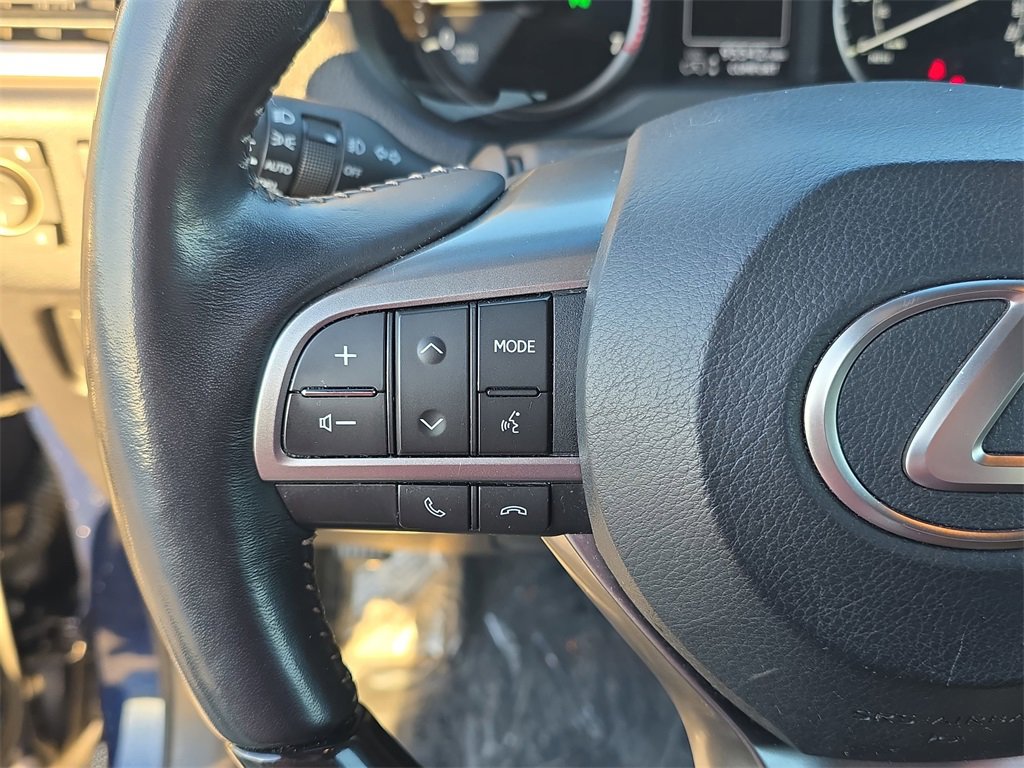 Used 2022 Lexus GX 460 Luxury w/ Sport Design Package image 17