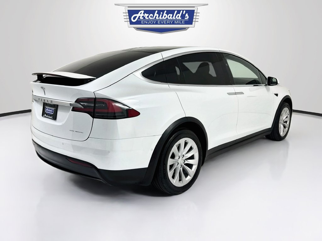 Used 2020 Tesla Model X Long Range AWD/4WD image 7