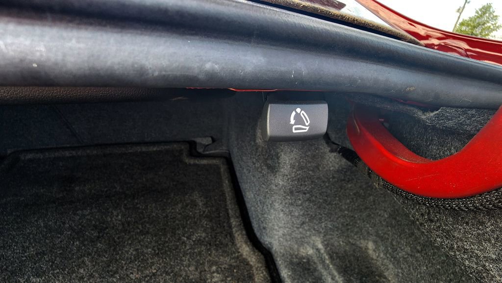 Used 2022 Volkswagen Passat 2.0T image 35