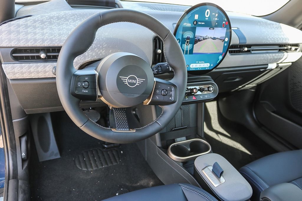 Used 2025 MINI Cooper 2-Door Hardtop image 11