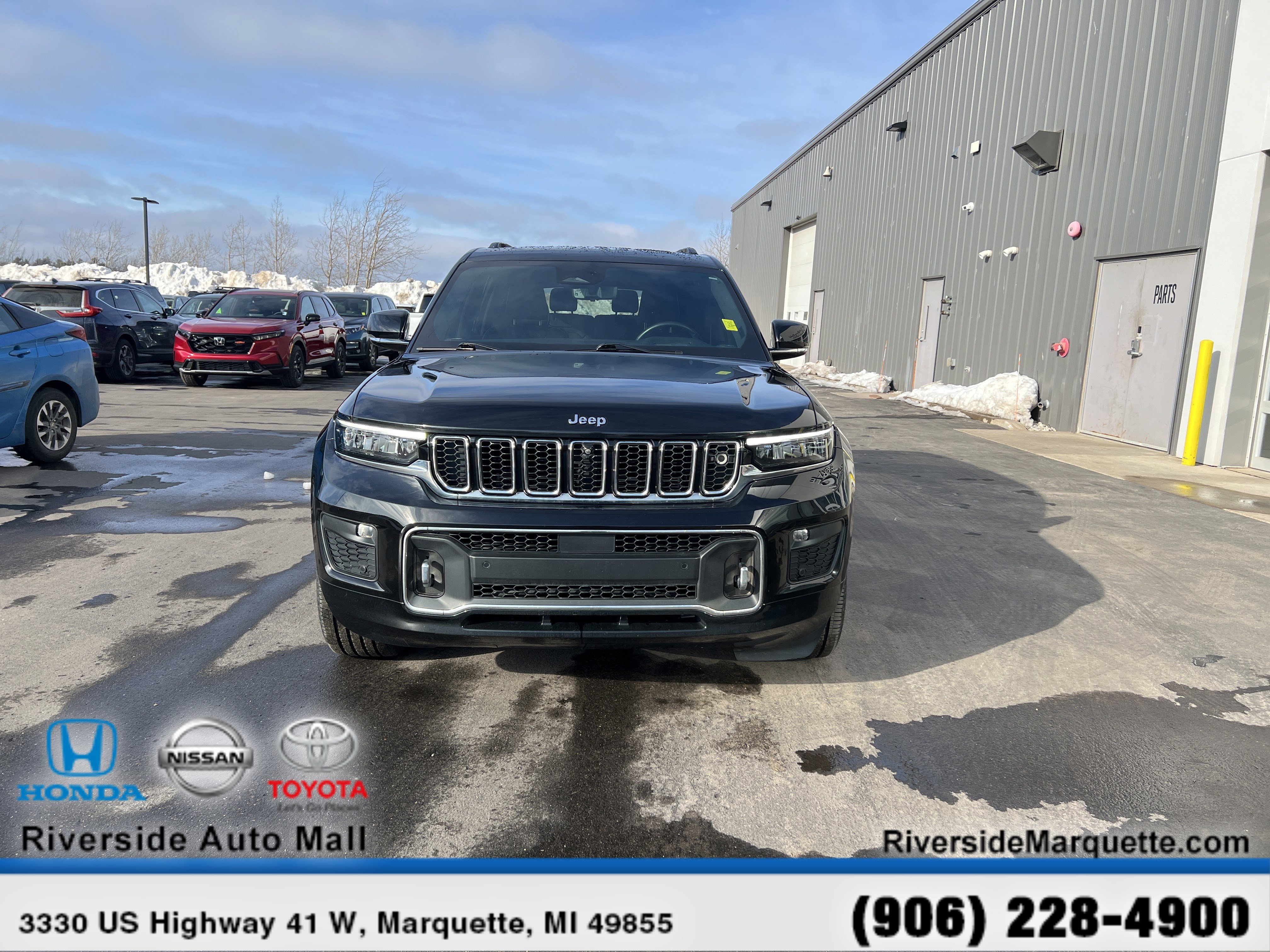 Used 2022 Jeep Grand Cherokee L Overland w/ Advanced Protech Group III image 2