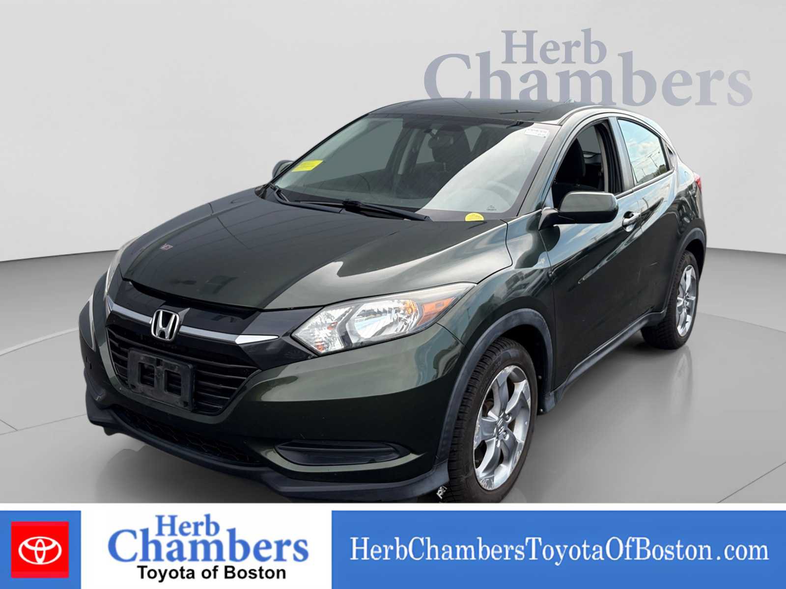Used 2017 Honda HR-V LX image 11