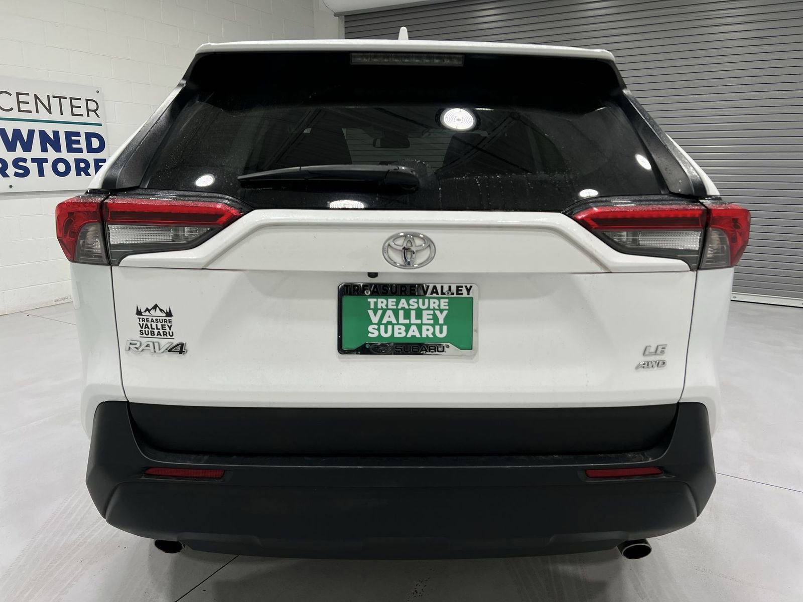 Used 2024 Toyota RAV4 LE image 7