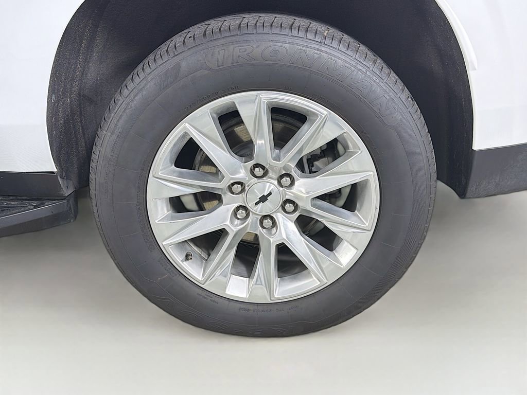 Used 2023 Chevrolet Suburban Premier RWD image 35