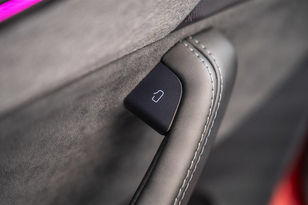 Used 2026 Tesla Model Y 2WD image 35