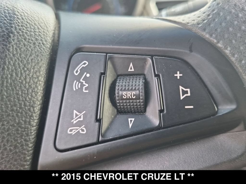 Used 2015 Chevrolet Cruze LT FWD image 5