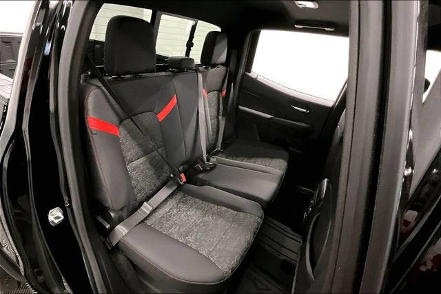 Used 2024 Chevrolet Colorado Z71 w/ Z71 Convenience Package 2 AWD/4WD image 24