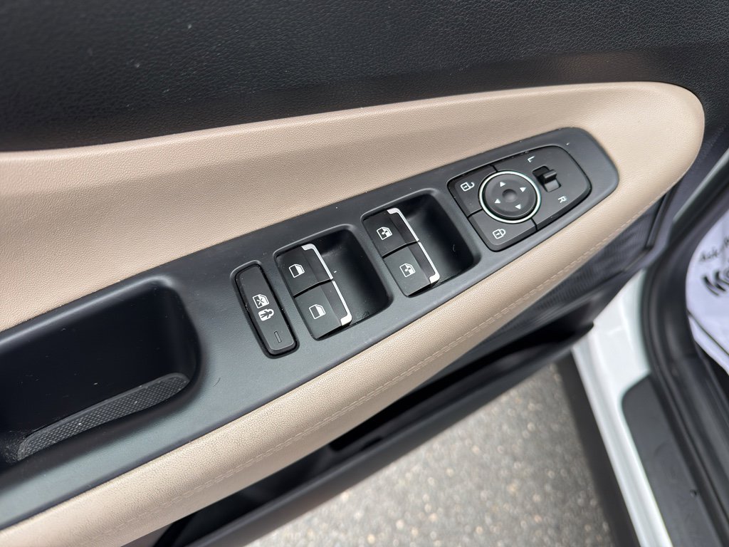 Used 2021 Hyundai Santa Fe SEL image 10