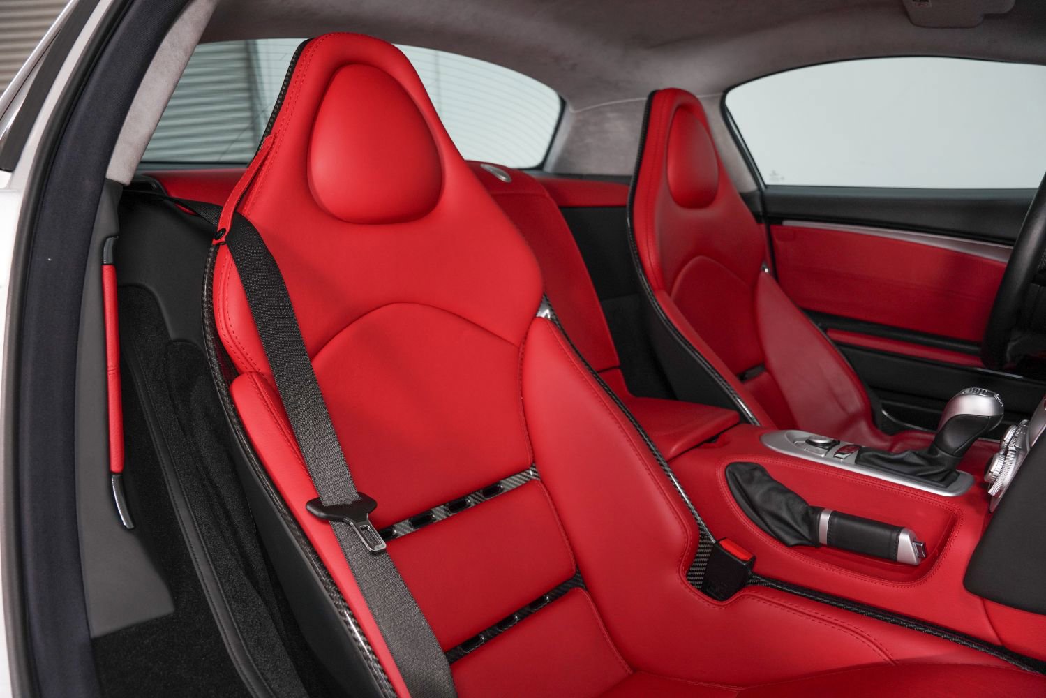 Used 2005 Mercedes-Benz SLR Coupe image 31