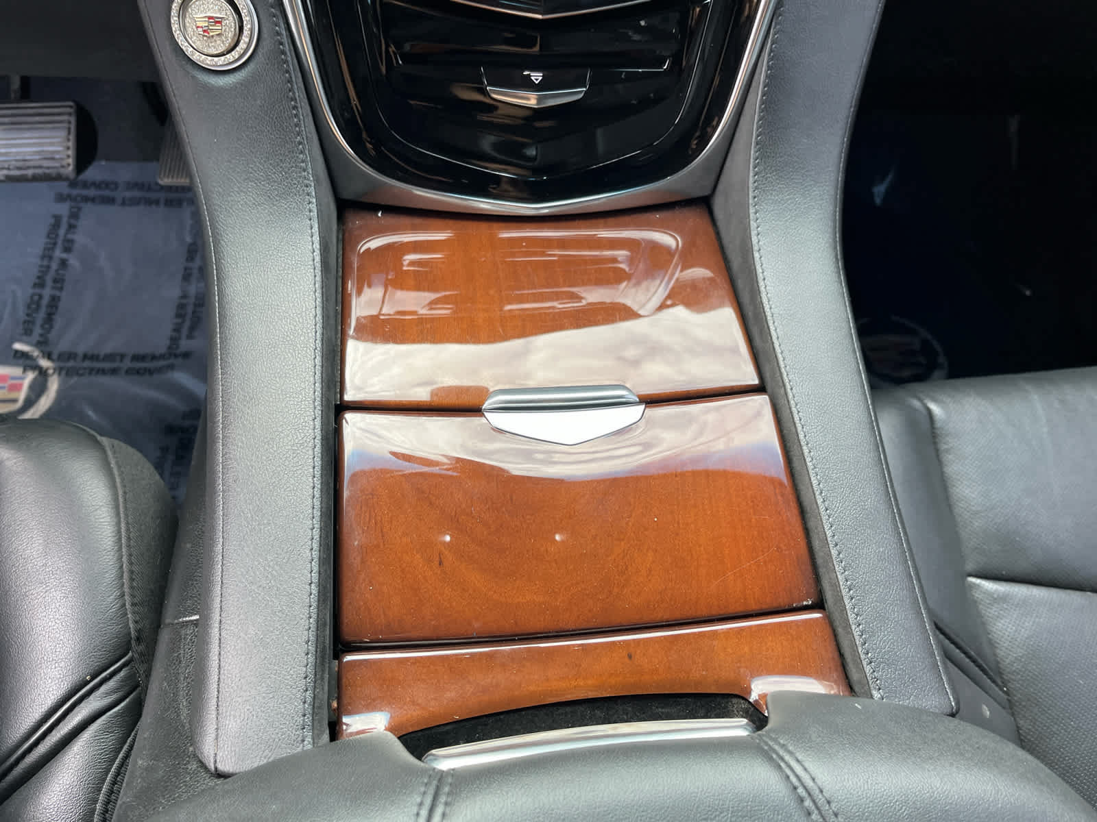 Used 2018 Cadillac Escalade 4WD image 17