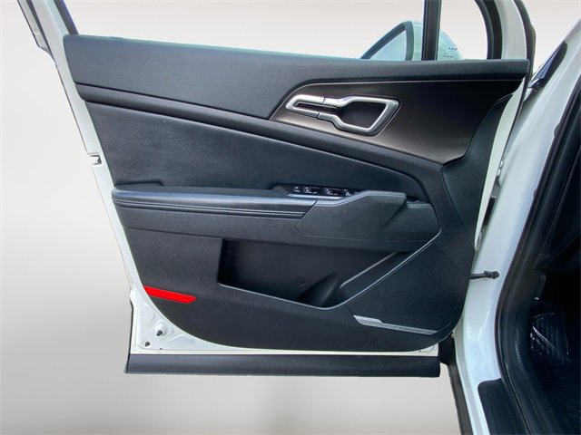 Used 2023 Kia Sportage EX image 16