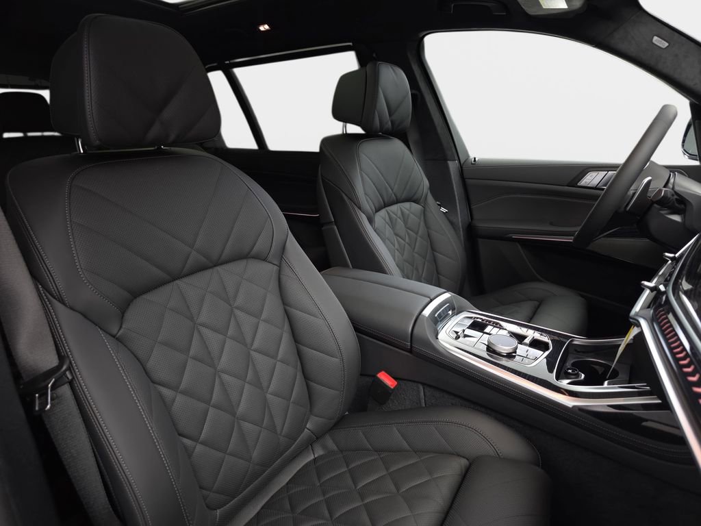 New 2027 BMW X7 xDrive40i AWD/4WD image 9