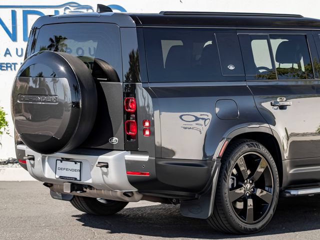 Certified 2023 Land Rover Defender 130 SE AWD/4WD image 7