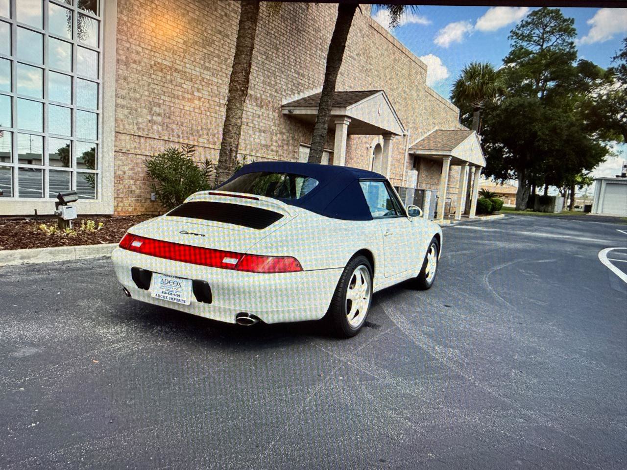 Used 1995 Porsche 911 Cabriolet image 15