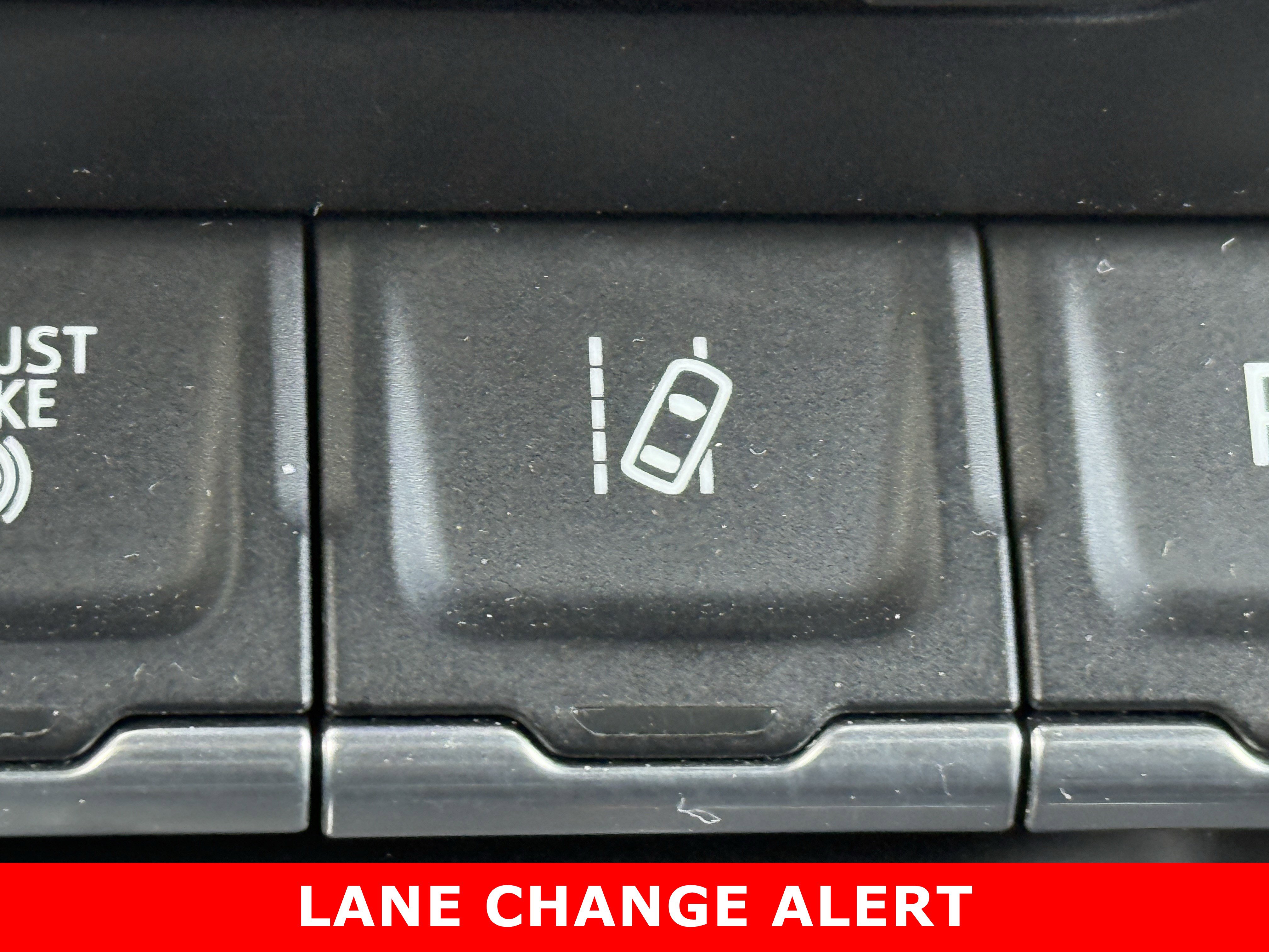 Used 2023 GMC Sierra 2500 AT4 w/ AT4 Premium Plus Package image 28