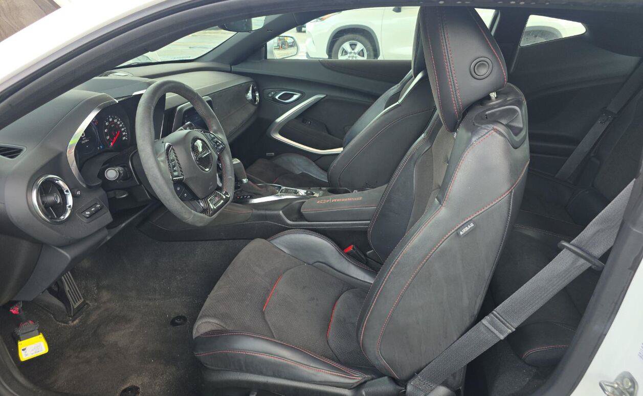 Used 2023 Chevrolet Camaro ZL1 RWD image 3